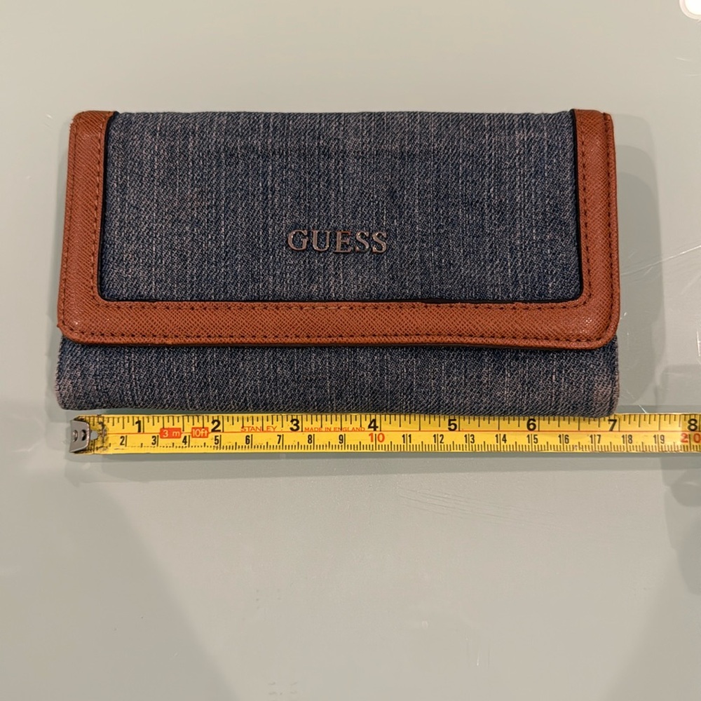 Guess wallet